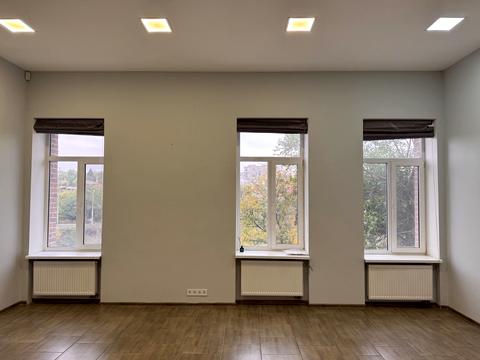 комерційна за адресою Гоголя вул., 26