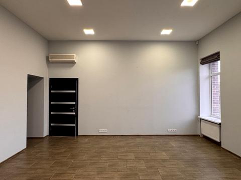 комерційна за адресою Гоголя вул., 26