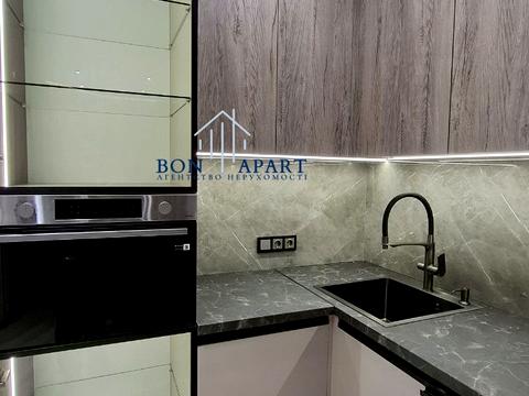 квартира за адресою Радісна вул., 6