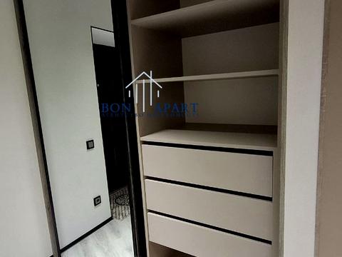 квартира за адресою Радісна вул., 6