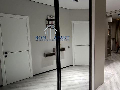 квартира за адресою Радісна вул., 6