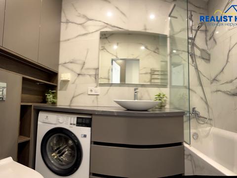 квартира по адресу Радісна, 4