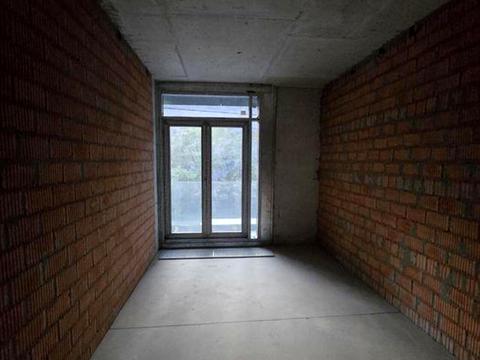 комерційна за адресою Болсуновська вул. (Сергія Струтинського), 21