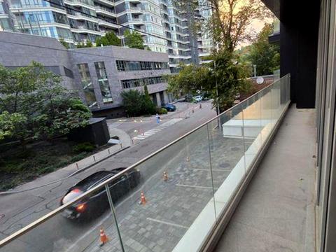 комерційна за адресою Болсуновська вул. (Сергія Струтинського), 21