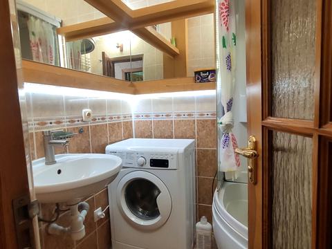 квартира за адресою Запорізької Січі вул., 4