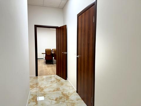 комерційна за адресою Інститутська вул., 18-А