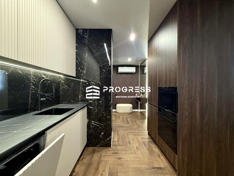 квартира за адресою Юліана Пелеша вул., 2