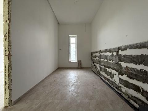 коммерческая по адресу Весняна ул., 18