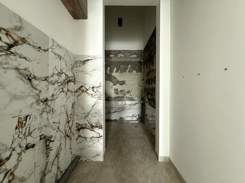 коммерческая по адресу Весняна ул., 18