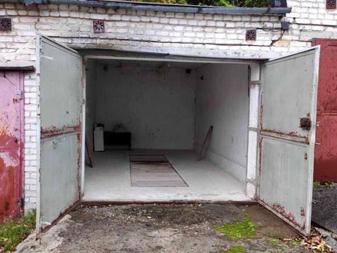 паркомісце за адресою Демнянська вул., 1