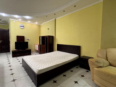 квартира за адресою Ованеса Туманяна вул., 3