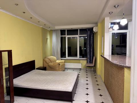 квартира за адресою Ованеса Туманяна вул., 3