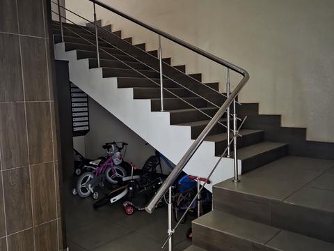 квартира за адресою смт. Слобожанське, Співдружності вул., 1