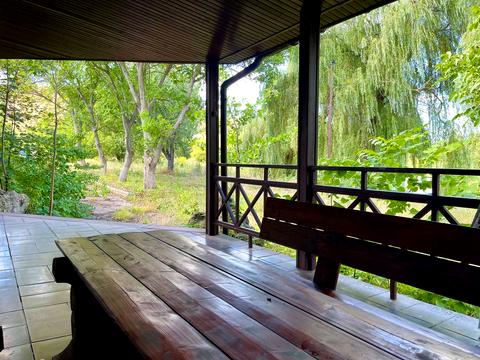 комерційна за адресою Низова, 2д