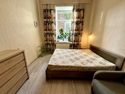 квартира за адресою Набережно-Хрещатицька вул., 7-В