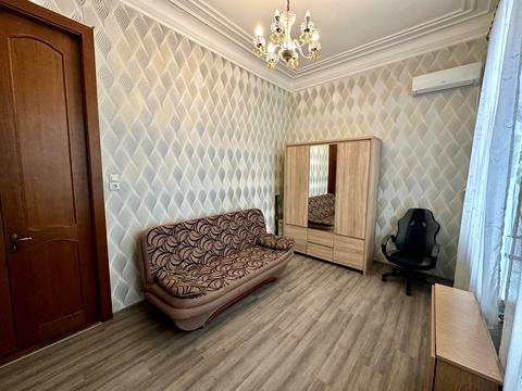 квартира за адресою Набережно-Хрещатицька вул., 7-В