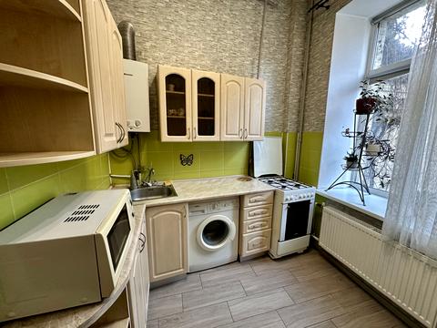 квартира за адресою Набережно-Хрещатицька вул., 7-В