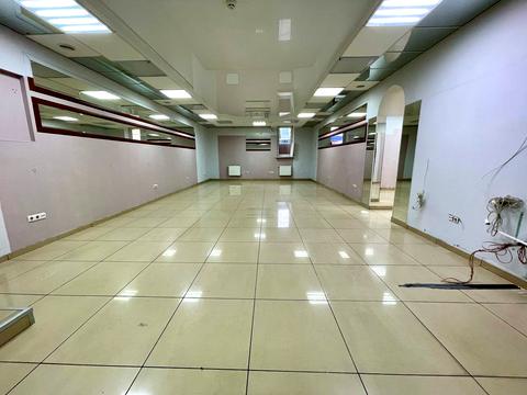 комерційна за адресою Келецька вул., 78