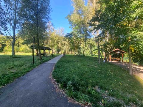 комерційна за адресою Магістральна вул., 33