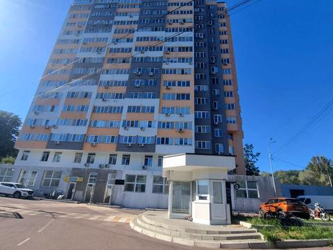 комерційна за адресою Магістральна вул., 33