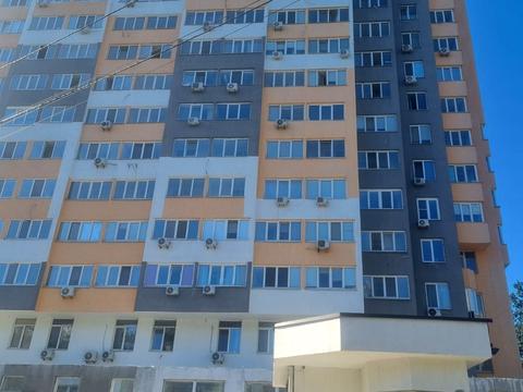 комерційна за адресою Магістральна вул., 33