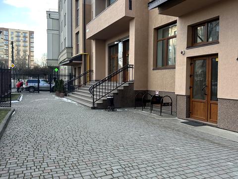 комерційна за адресою Гарбарська, 22