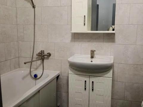 квартира за адресою Геннадія Біліченка вул. (Петровського), 39