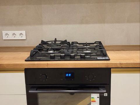 квартира за адресою Торф'яна вул., 21