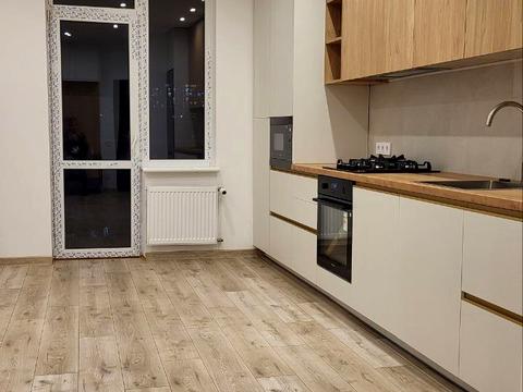 квартира за адресою Торф'яна вул., 21