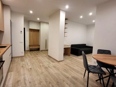 квартира за адресою Торф'яна вул., 21