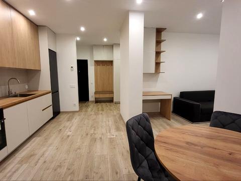 квартира за адресою Торф'яна вул., 21