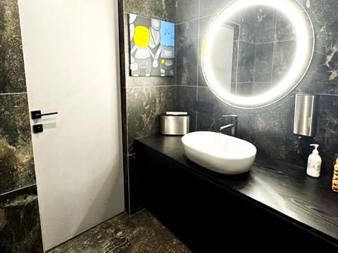 комерційна за адресою Гетьмана Мазепи вул., 140-А