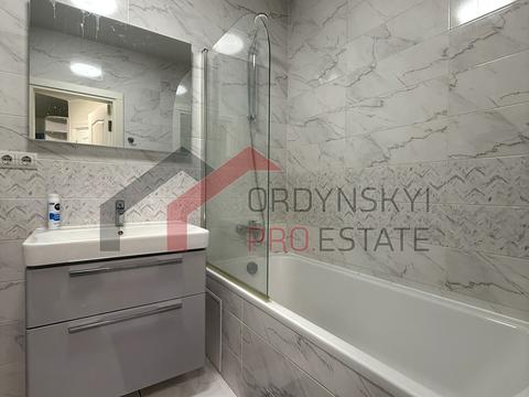 квартира за адресою Патріарха Мстислава Скрипника вул., 48-А