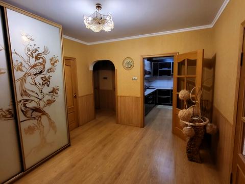 квартира за адресою Червоної Калини просп. (Володимира Маяковського), 79