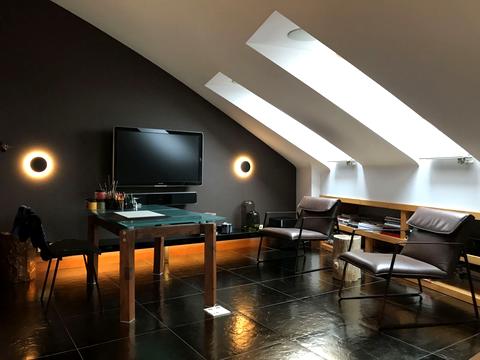 квартира за адресою Євгена Коновальця вул. (Щорса), 32-Б