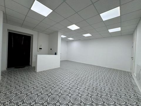 комерційна за адресою Машинобудівників вул., 29