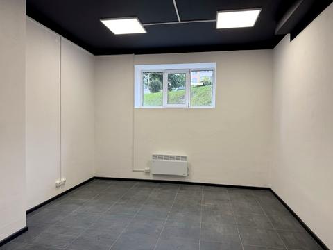 комерційна за адресою Райдужний пров., 12