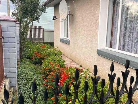 будинок за адресою Центральна