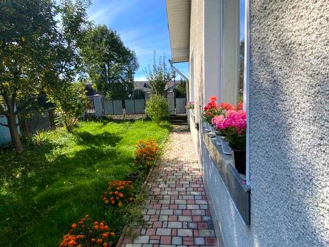 будинок за адресою Центральна