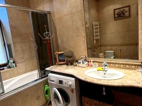 квартира за адресою Академіка Богомольця вул., 7/14