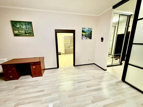 квартира за адресою Лабораторна вул., 6