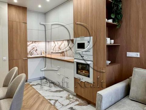 квартира по адресу Родини Крістерів ул., 14