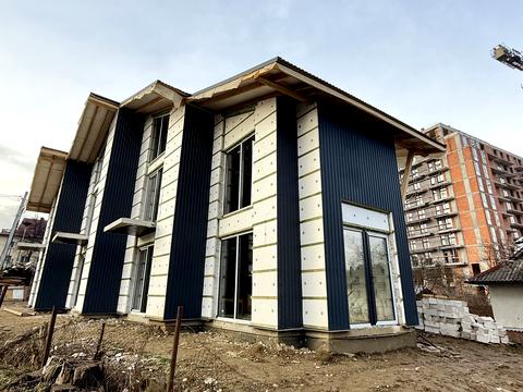 дом по адресу Воїнів УПА ул. (Руднєва), 1