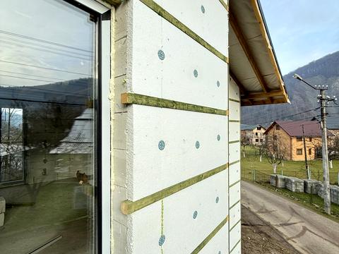 дом по адресу Воїнів УПА ул. (Руднєва), 1