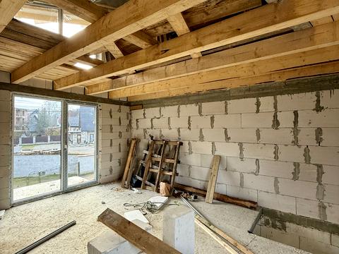 дом по адресу Воїнів УПА ул. (Руднєва), 1