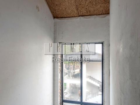 будинок за адресою Набережна вул.