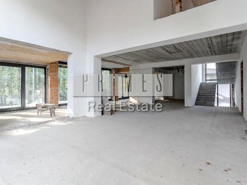 будинок за адресою Набережна вул.