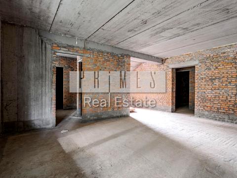 будинок за адресою Набережна вул.