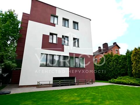 будинок за адресою Анатолія Солов'яненка вул.