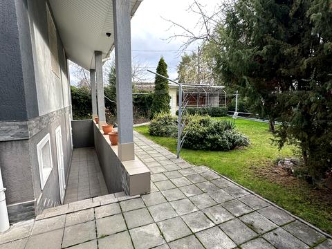 дом по адресу Свято-Покровская ул. (Ленина)